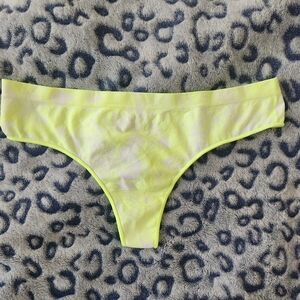 Victoria's Secret Thong PINK